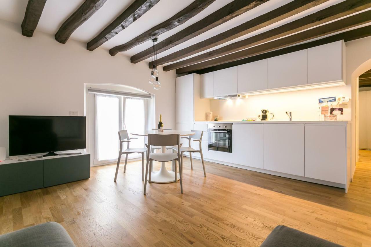Mortara Appartamento Milano